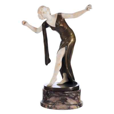 Скульптура «Танцовщица с кастаньетами» фабрика Готфрида Шумахера в Остероде. Германия 1920- гг