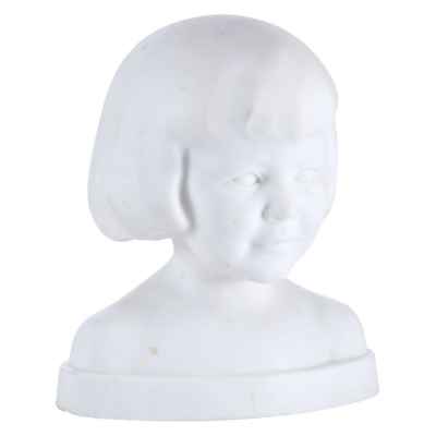 Скульптурный портрет «Девочка» Вена 1920