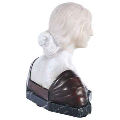 Бюст неизвестной девушки W. Sommer Европа 1910