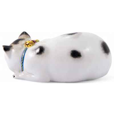 Скульптура Кошка Sächsische Porzellan-Manufaktur Dresden Германия Н-4,7 см. Потшаппель, Германия Первая четверть XX века