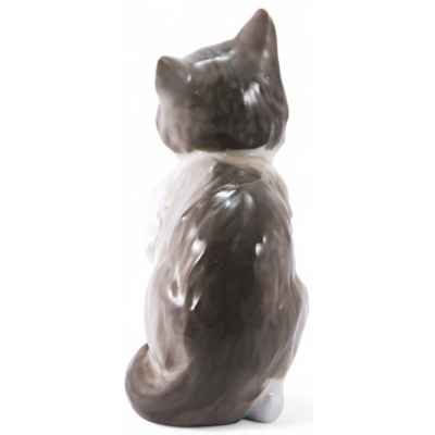 Скульптура Котенок Хойбах Heubach, фарфор Германия 1882-1915 гг. Н-14,3 см. Heubach, Германия 1882-1915 гг.