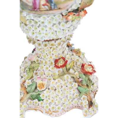 «Цветочная» ваза в стиле рококо Потсшаппель, Германия конец XIX—начало XX вв