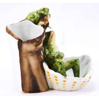 Ваза с двумя лягушками Pesпекк, Тюрингия 1878-1937 гг