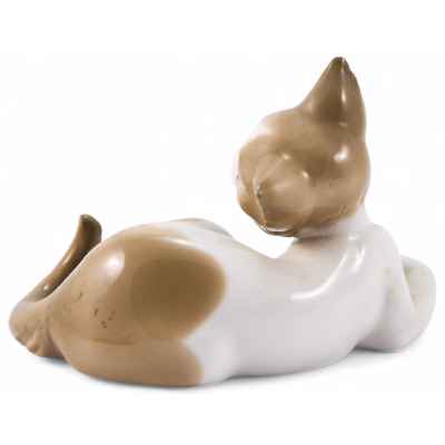 Скульптура Лежащий кот фарфор Lladro Factory Испания Н-8,5 см. Испания 