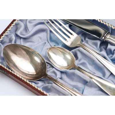 Набор столовых принадлежностей в подарочном футляре фабрика Александра Штурма, Вена. Австрия. около 1922 г