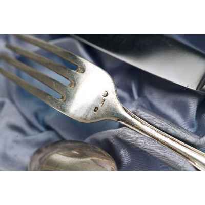 Набор столовых принадлежностей в подарочном футляре фабрика Александра Штурма, Вена. Австрия. около 1922 г