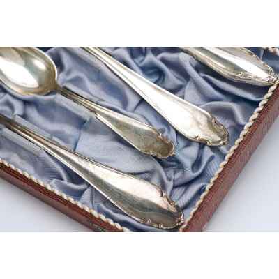 Набор столовых принадлежностей в подарочном футляре фабрика Александра Штурма, Вена. Австрия. около 1922 г