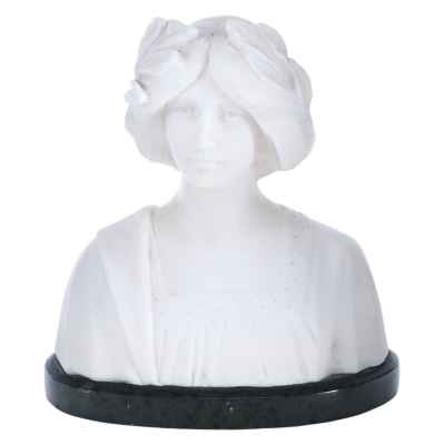 Бюст неизвестной девушки (Флора?) Европа Начало XX века