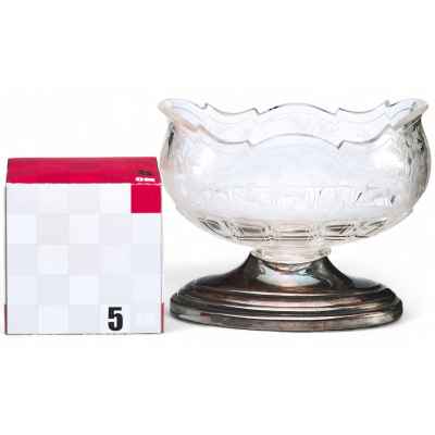 Вазочка в необарочном стиле. Германия Вторая четверть XX века