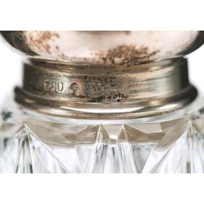 Солонка с серебряными каймой и крышкой. Австрия, Вена после 1922 г