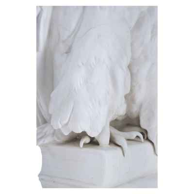 Скульптура Сова на книгах Шайбе-Альсбах (Scheiba-Alsbach) Тюрингия кон. XIX в. Н-33,5 см. Фарфоровая фабри Scheiba-Alsbach (Шайбе- Альсбах) Германия, Тюрингия конец XIX - начало XX вв