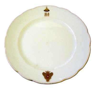 Тарелка из полкового сервиза 13-го лейб-гренадерского Эриванского полка Москва, Россия 1889-1917 гг