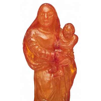 Скульптура янтарная «Богоматерь с младенцем» Европа XIX век