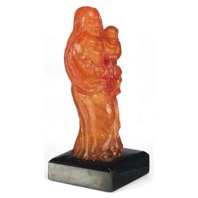 Скульптура янтарная «Богоматерь с младенцем» Европа XIX век