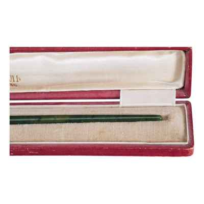 Ручка перьевая серебро 88 пр., нефрит, золочение К.Ф. Верфель, мастер Г. Вигстрем L-19,3 см. Петербург 2-я половина XIX века