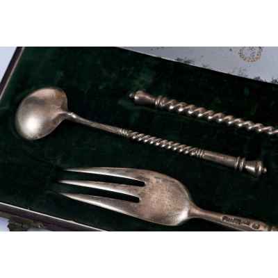 Столовый набор Эгоист Хлебников в родной коробке 84 пр. Варыпаев 1878-94 гг. Москва 1878-1894 гг