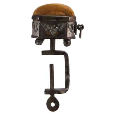 Швейка-игольница Тула. Россия конец ХVІІІ века