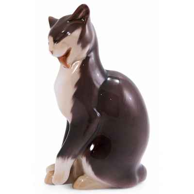 Скульптура Кот умывается фарфор, Bing & Grondahl Дания 1970-83 гг. H-16 см. Копенгаген, Дания 1970-1983 гг