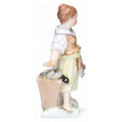 Скульптурная композиция «Девушка с птицами» Германия, Берлинская королевская мануфактура Начало XX века