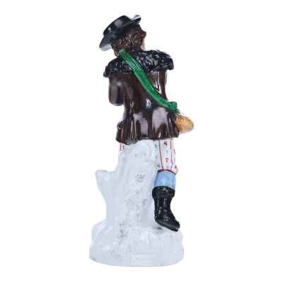 Скульптура «Замерзший путник» Англия (?) XIX век