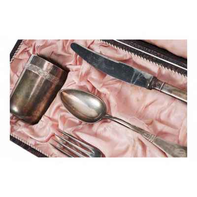 Набор столового серебра эгоист в оригинальном футляре серебро 800 пр. Австрия нач. ХХ в. Загреб (Австро-Венгрия) 1914-1922 гг