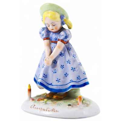 Скульптура «Смущенная девочка» Фирма: Muller &Со. Германия, Фолькштедт 1907-1949 гг