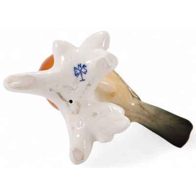 Скульптура Широкохвостка соловьиная фарфор, Карл Энц (Karl Ens) Германия после 1945 г. Н-7,3 см. Фолькштадт, Германия после 1945 г