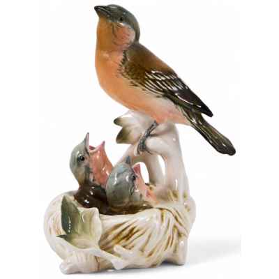 Скульптура Зяблик у гнезда Karl Ens Н-14,8 см. Фолькштадт, Германия. после 1945 г