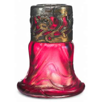 Ваза Розовый бутон стекло, металл, Wilhelm Kralik нач. ХХ в. Н- 6,7 см. Европа начало ХХ века