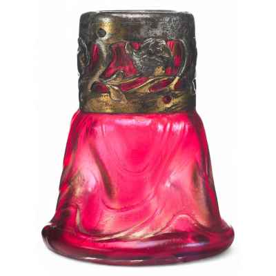 Ваза Розовый бутон стекло, металл, Wilhelm Kralik нач. ХХ в. Н- 6,7 см. Европа начало ХХ века