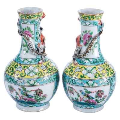 Парные вазы Пионы и птицы фарфор, Китай сер. XIX в. Н-14 см. Китай Вторая половина XIX века