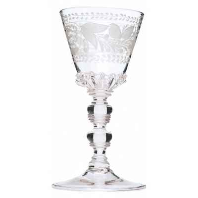 Кубок с изображением голубей Богемия XVIII век