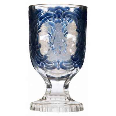 Бокал с изображением Путти Богемия 1920-гг