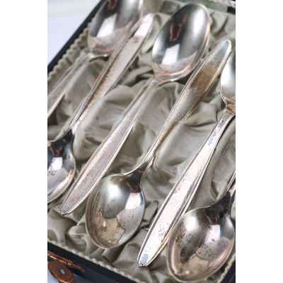 Набор чайных ложек серебро 800 пр. 129 гр. Австрия после 1922 г. Вена. Австрия после 1922 г