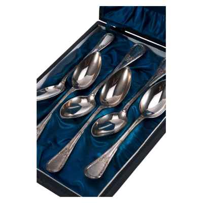 Набор серебряных ложек в футляре 800 пр. 163,5 гр. Австрия после 1922 г. Вена. Австрия после 1922 г