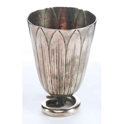 Рюмка Цветок серебро 800 пр. Германия кон. XIX в. Н-8,3 см. 110 гр. Германия не позднее 1900 г