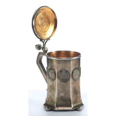 Пивная кружка с талером и крейцерами серебро 800 пр. Австро-Венгрия втор. пол. 19 в. 472 гр. Австро-Венгрия после 1866 г