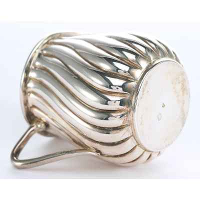 Сливочник серебряный 800 пр. Австро-Венгрия нач. ХХ в. Н-5,5 см. 62,4 гр. Австро-Венгрия начало ХХ века