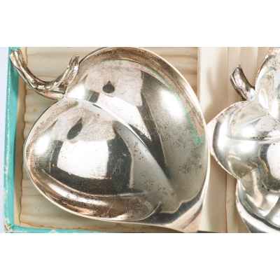 Менажницы Листья и яблоко серебро 925 пр. Tiffany & Со США 148 гр. Tiffany & Со, США 1950-1960 гг