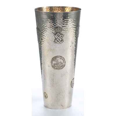 Кубок серебро 800 пр. Австро-Венгрия нач. ХХ в. H-19,7 см. 404 гр. Вена, Австрия Начало XX века
