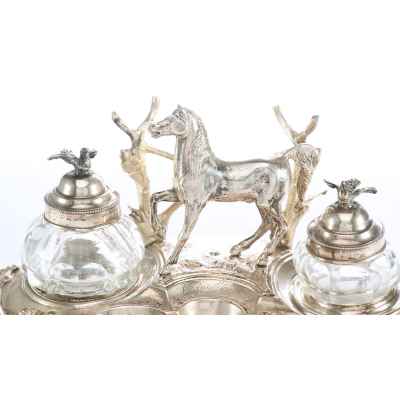 Письменный прибор Конь у изгороди серебро 800 пр. Европа до 1874 г. 21х11 см. 410 гр. Австро-Веигрия (?) до 1874 г.