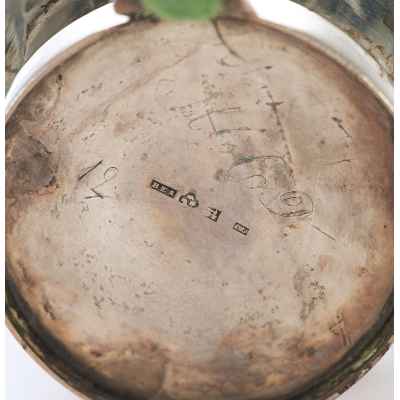 Молочник серебро 800 пр. Швеция 1857 г. 163 гр. Н-15,3 см. Швеция 1857