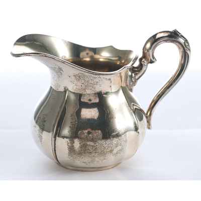 Молочник серебро 800 пр. Германия кон. XIX в. 64 гр. 7,2 см. Германия Конец XIX века