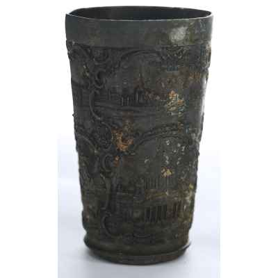 Стакан 200 лет Санкт-Петербурга олово 1903 г. Н-10 см. Санкт- Петербург около 1903 г