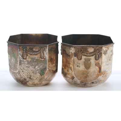 Парные вазы с владельческим гербом Германия Начало XX века