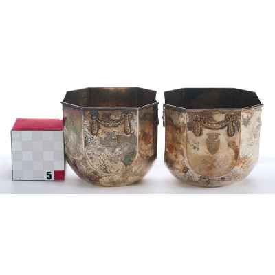 Парные вазы с владельческим гербом Германия Начало XX века