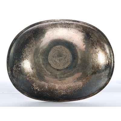 Серебряный лоток с талером Любека 1752 г. 800 пр. Германия 1950-60-е гг. 191 гр. 14,6x18,9 см. ФРГ (?) конец 1950-начало 1960-х