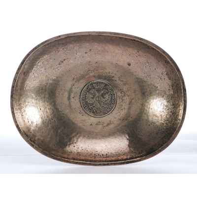 Серебряный лоток с талером Любека 1752 г. 800 пр. Германия 1950-60-е гг. 191 гр. 14,6x18,9 см. ФРГ (?) конец 1950-начало 1960-х