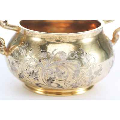 Сахарница серебро 84 пр. Н. Алексеев Москва 1860 г. 152 гр. 6,2x9 см. Москва около 1860 г