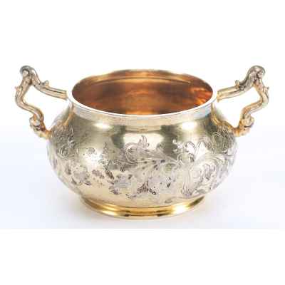 Сахарница серебро 84 пр. Н. Алексеев Москва 1860 г. 152 гр. 6,2x9 см. Москва около 1860 г